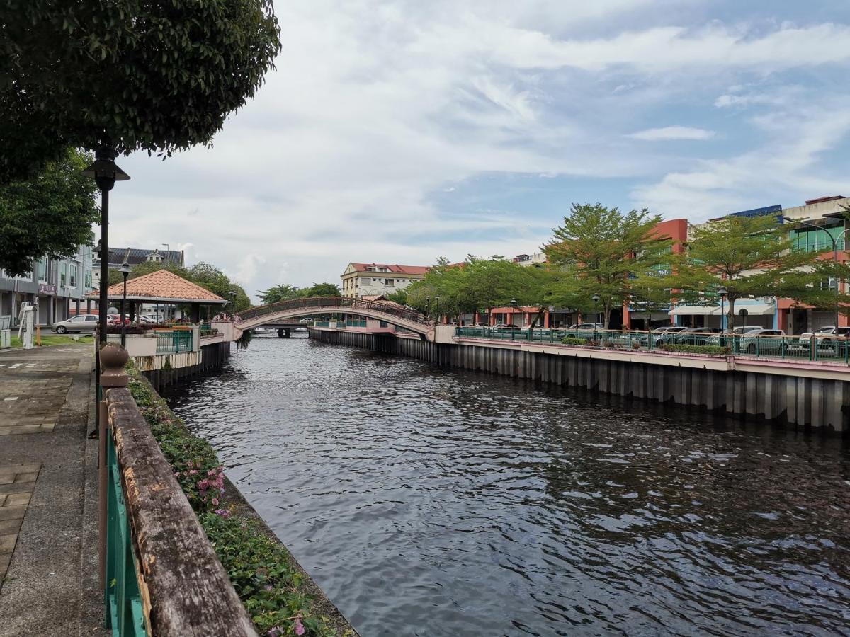 Nansang One Homestay 8Pax 4Rooms Sibu Exterior foto